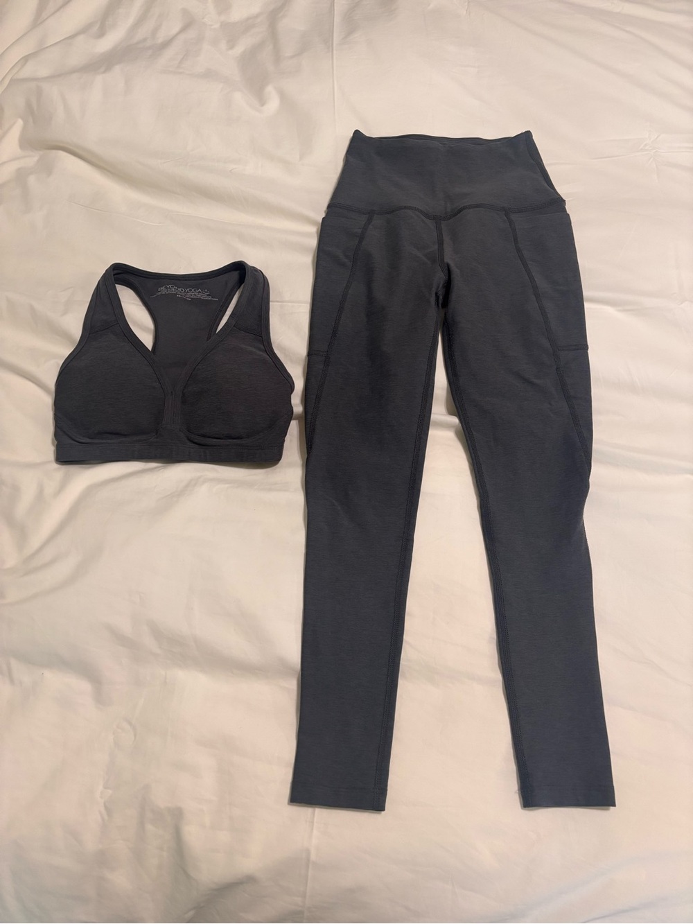 Beyond Yoga SpaceDye Lift Spirits Bra & Out of Pocket High Waisted Midi Leggings